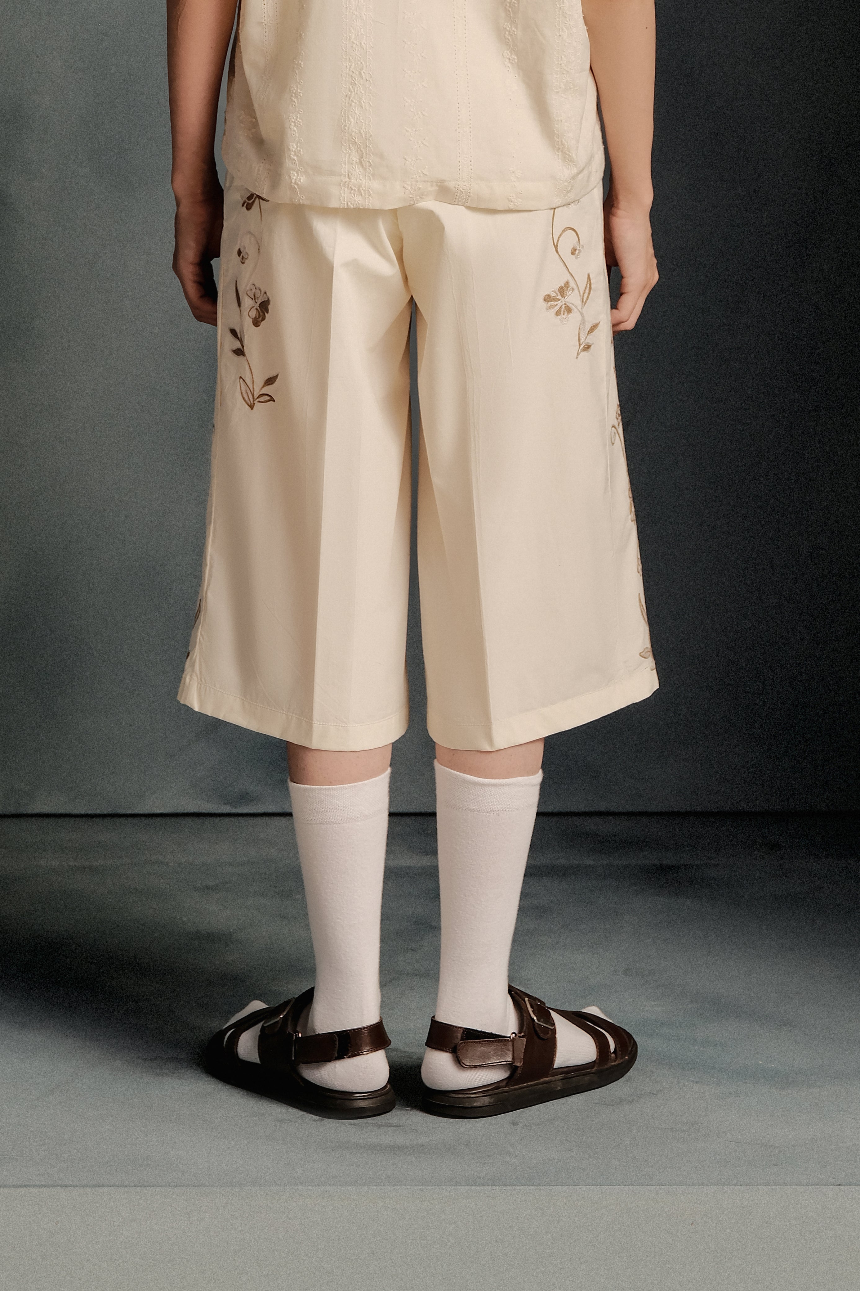 Grapevine Aari Cropped Pants